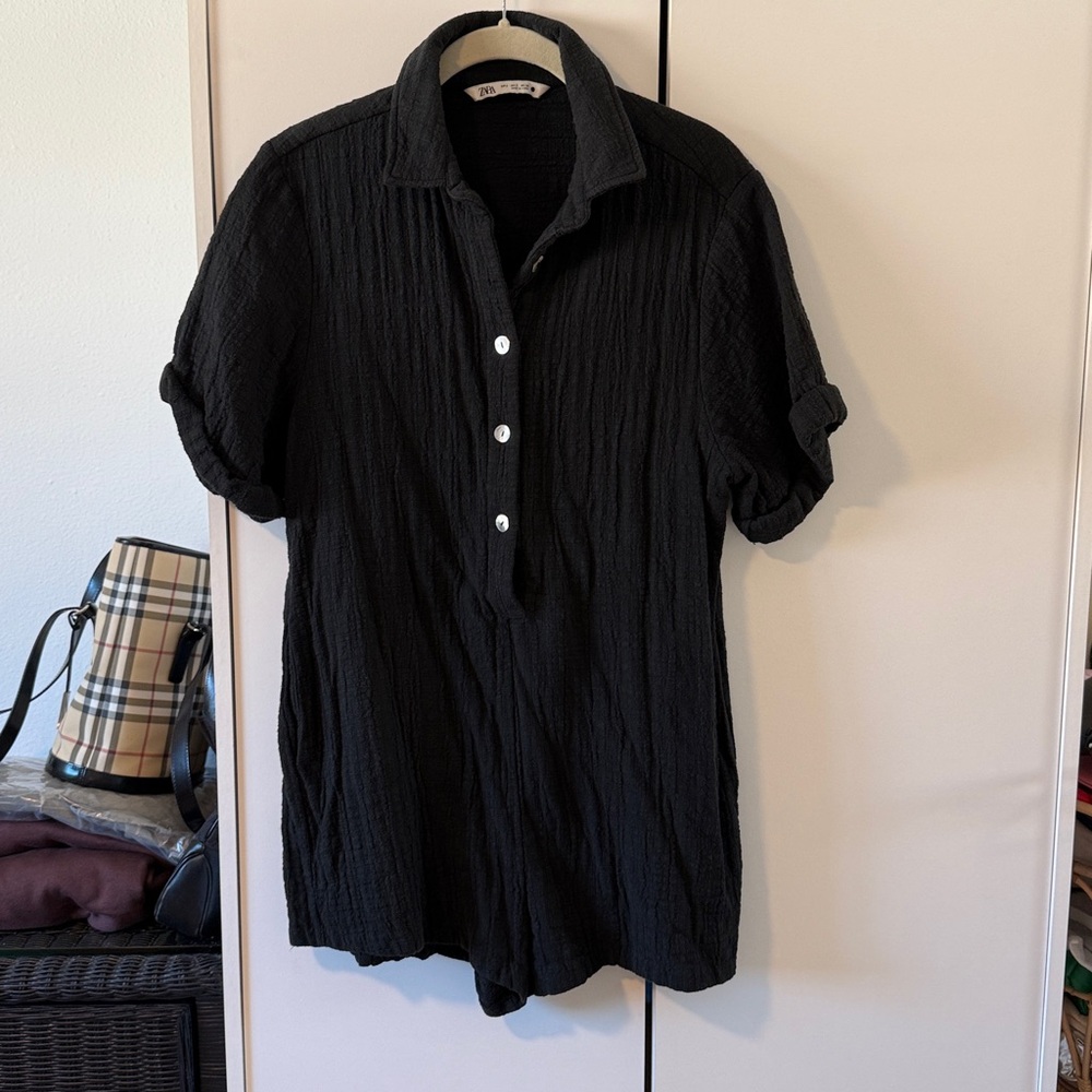 ZARA / Black Textured Wrinkled Gauze Romper - S